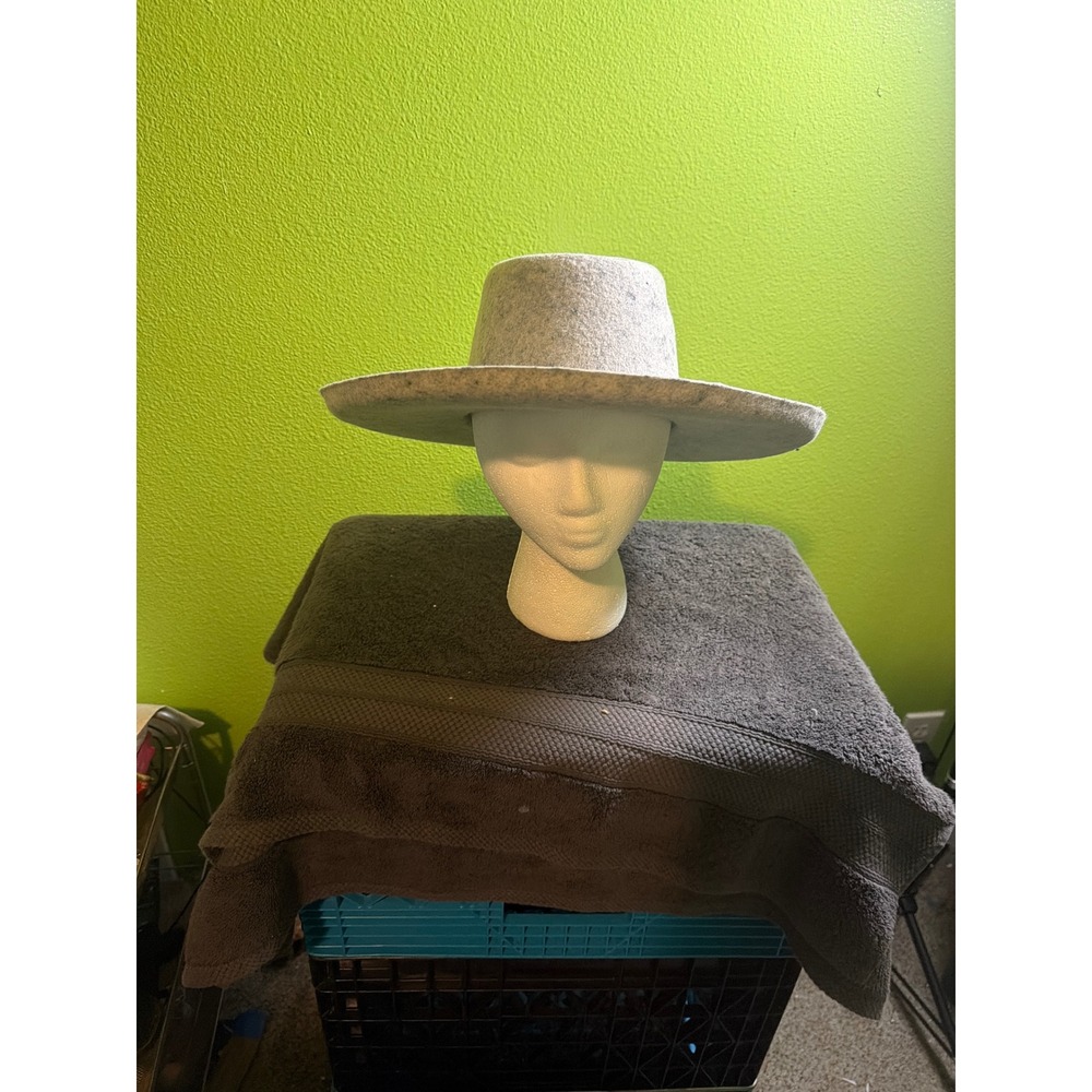 Olive & Pique Light Gray 100% Wool Wide Flat Brim Fedora Hat Pinched Crown